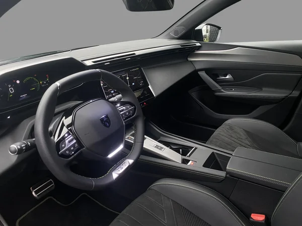 Peugeot 408 (2024) — foto 3 van 25