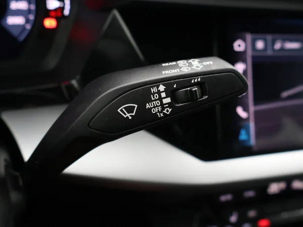 AUDI A3 Sportback (2022) — foto 16 van 30