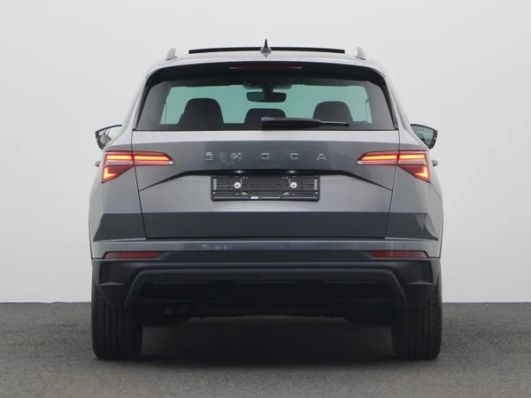 SKODA Karoq (2022) — foto 18 van 21