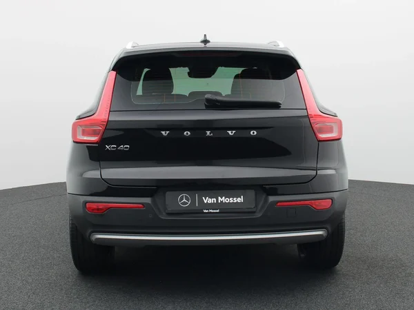 Volvo XC40 (2022) — foto 20 van 24