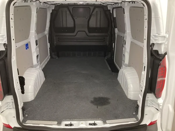 VOLKSWAGEN Transporter T7 30 Fourgon Swb Dsl (2025) — foto 11 van 32