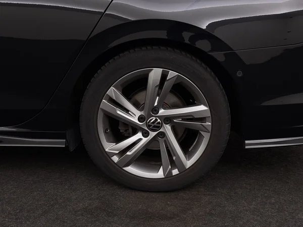 VOLKSWAGEN Golf Variant (2022) — foto 7 van 33