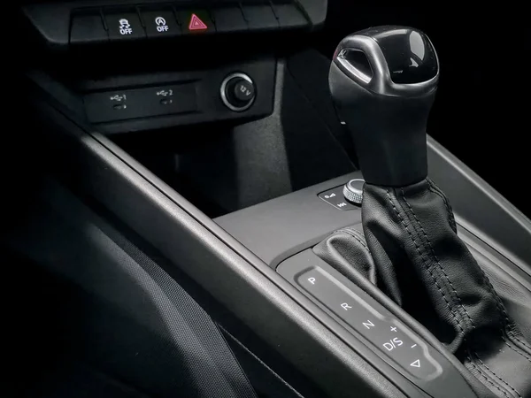 AUDI A1 Sportback (2023) — foto 2 van 27