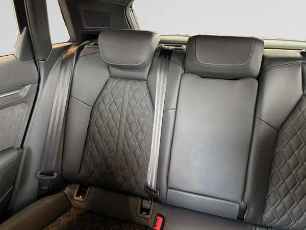 AUDI A3 Alltstreet (2025) — foto 6 van 24