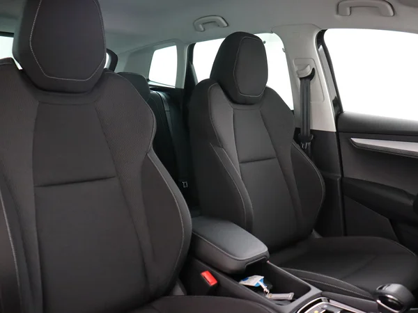 SKODA Karoq (2025) — foto 18 van 18