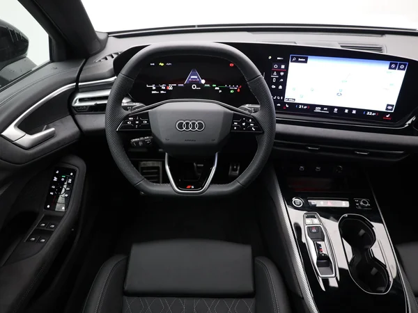 AUDI A5 Avant e-hybrid (PHEV) (2025) — foto 16 van 19