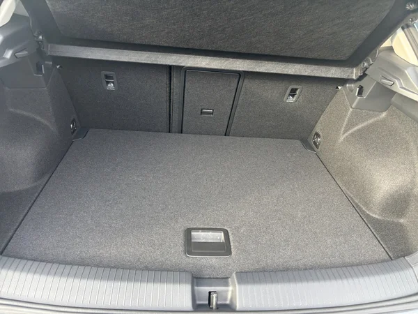VOLKSWAGEN T-Roc (2025) — foto 13 van 24