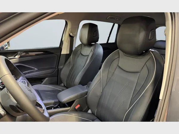 Volkswagen Tiguan (2026) — foto 2 van 34