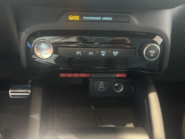 Ford Kuga (2026) — foto 9 van 22