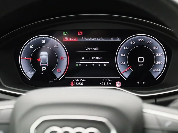 Audi Q5 (2024) — foto 45 van 46
