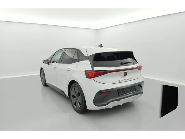 CUPRA Born (2022) — foto 28 van 32