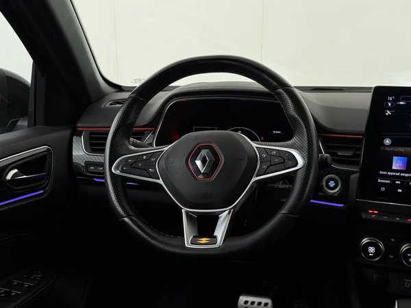 RENAULT Arkana (2022) — foto 14 van 28