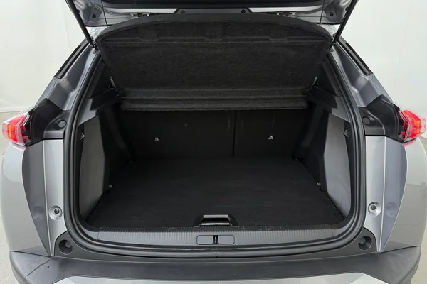 Peugeot 2008 (2022) — foto 16 van 20