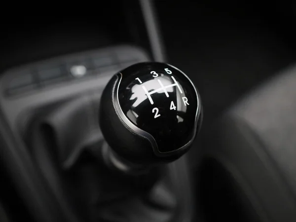 Kia Stonic (2022) — foto 18 van 34