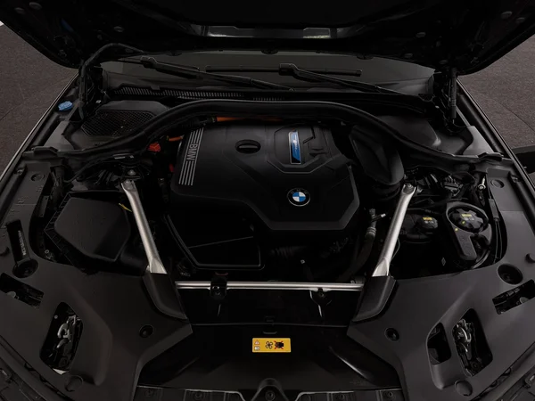 BMW 520 (2022) — foto 6 van 35