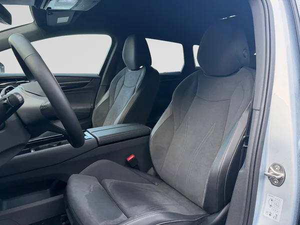 VOLKSWAGEN ID.7 Tourer (2026) — foto 2 van 22