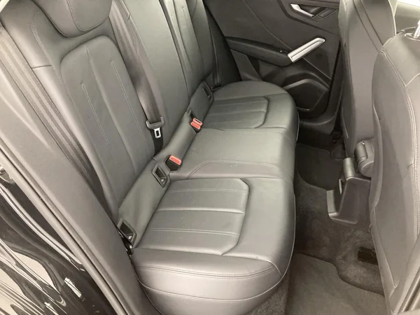 AUDI Q2 (2019) — foto 16 van 36