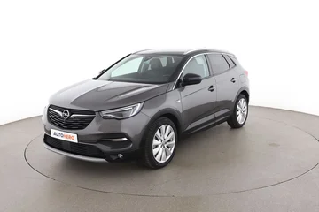 Opel Grandland 1ce2df51-18a7-43ec-97aa-6f6f26e34784