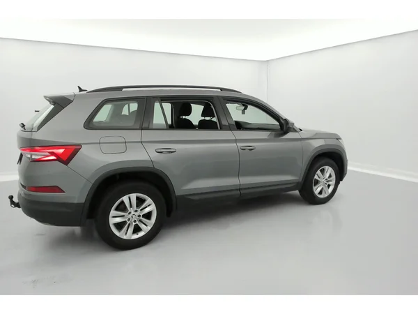 SKODA Kodiaq (2022) — foto 2 van 36