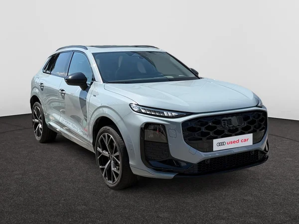 AUDI Q3 SUV e-hybrid (PHEV) (2025) — foto 21 van 23