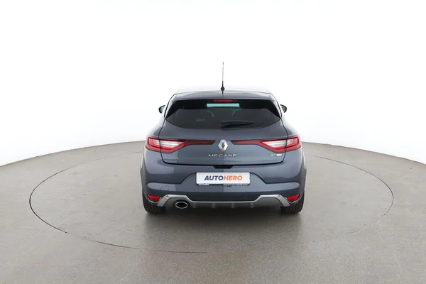 Renault Megane (2018) — foto 11 van 16