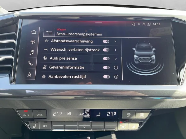 AUDI Q4 e-tron (2024) — foto 7 van 22