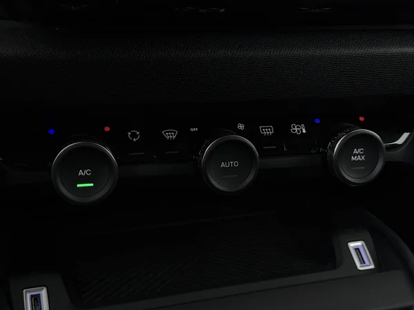 CITROEN E-C4 (2022) — foto 18 van 31