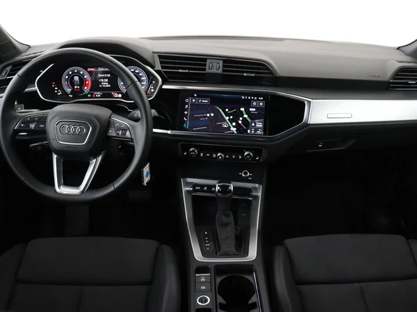 AUDI Q3 Sportback (2025) — foto 16 van 19