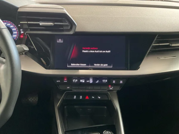 AUDI A3 Sportback (2024) — foto 5 van 22