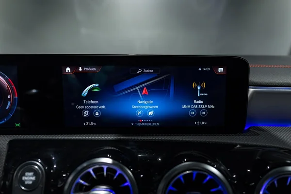 Mercedes-Benz CLA (2020) — foto 31 van 39