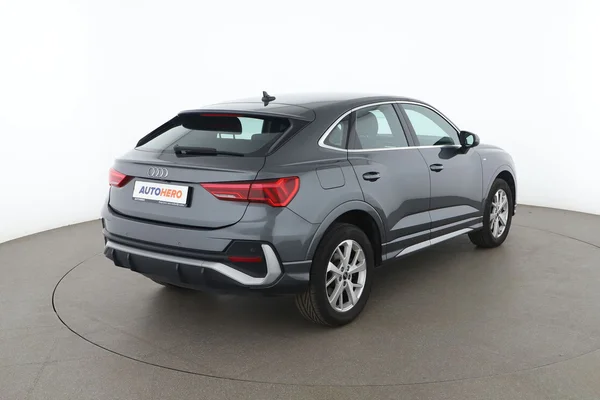 Audi Q3 (2023) — foto 12 van 16