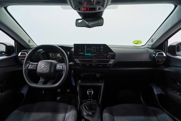 Citroen C4 (2022) — foto 3 van 39