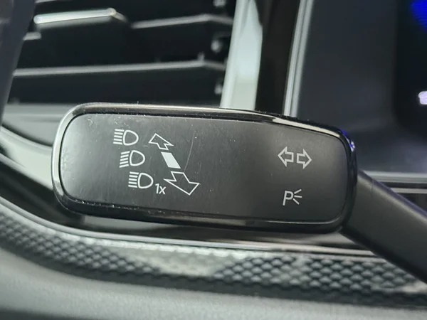 VOLKSWAGEN Polo (2022) — foto 15 van 27