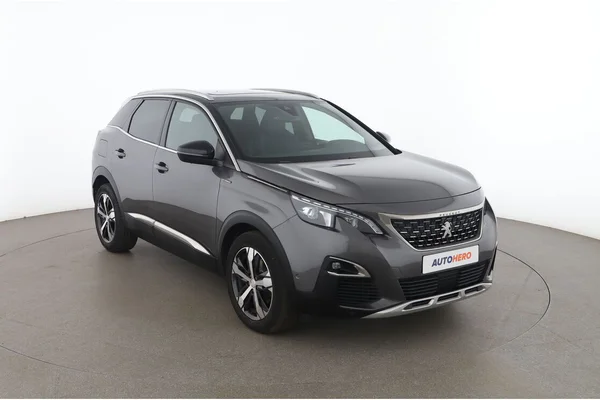 Peugeot 3008 (2018) — foto 14 van 16