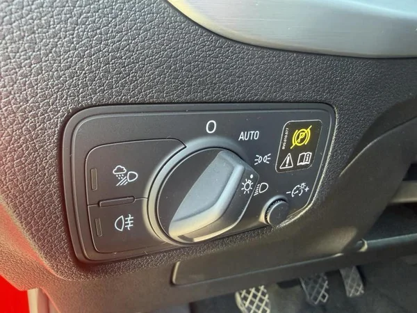 AUDI Q2 (2018) — foto 10 van 27