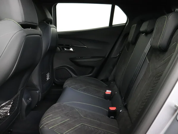 PEUGEOT 2008 (2025) — foto 5 van 27