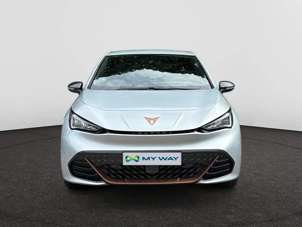 CUPRA Born (2024) — foto 12 van 23