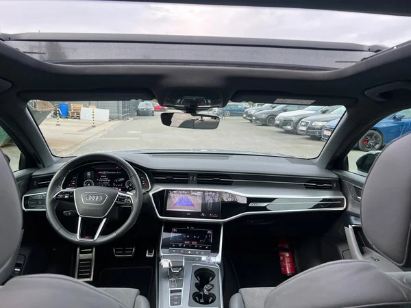 AUDI A6 Avant PHEV (2021) — foto 4 van 24