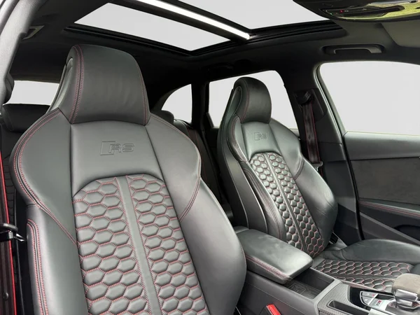 AUDI RS4 Avant (2021) — foto 9 van 30