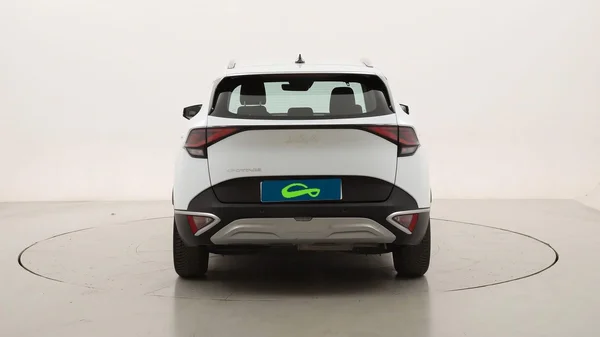 Kia Sportage (2023) — foto 16 van 21