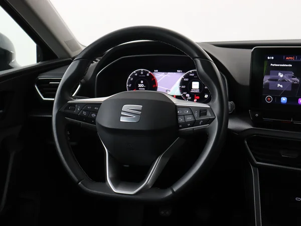 SEAT Leon (2023) — foto 17 van 27