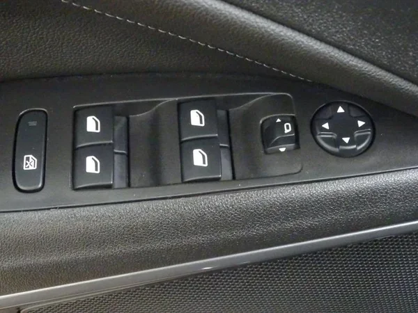 Opel Crossland (2021) — foto 6 van 19