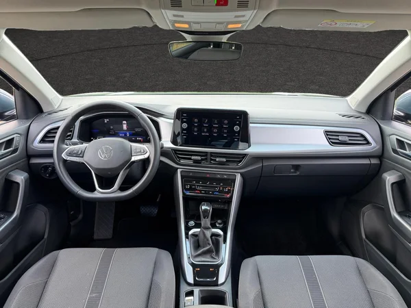 VOLKSWAGEN T-Roc (2025) — foto 17 van 19