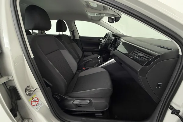 Volkswagen Taigo (2023) — foto 2 van 25