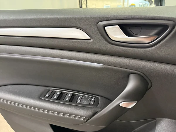 Renault Megane (2023) — foto 8 van 27