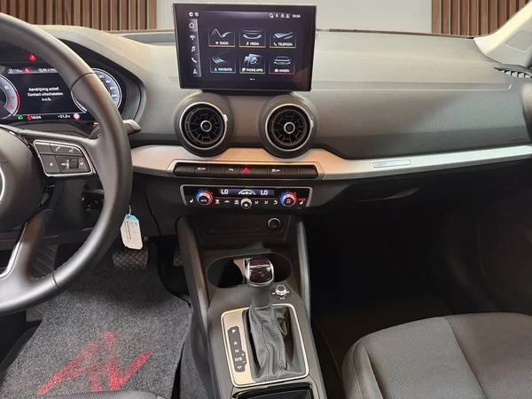 Audi Q2 (2024) — foto 13 van 29