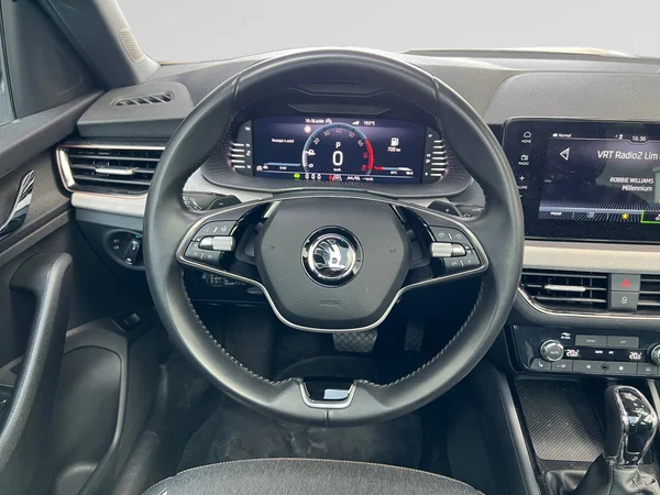 SKODA Kamiq (2024) — foto 14 van 16
