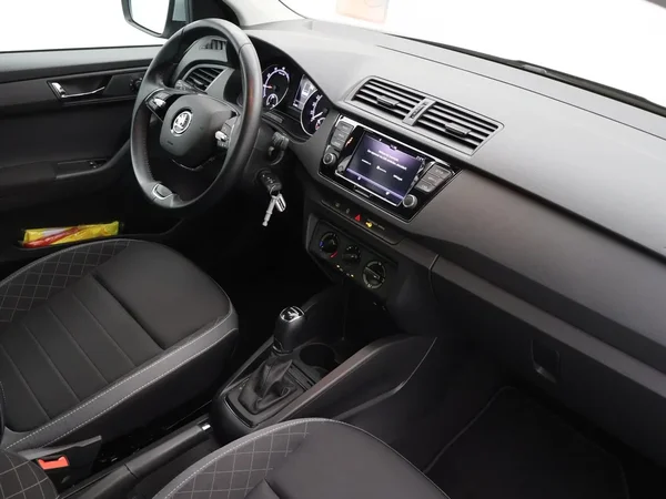 Škoda Fabia (2021) — foto 4 van 24
