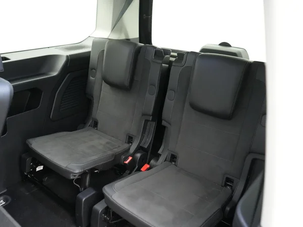 VOLKSWAGEN Caddy Maxi eHybrid (PHEV) (2026) — foto 3 van 31