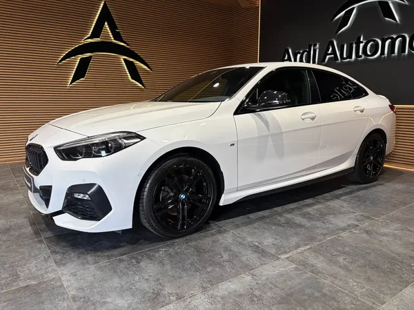 Bmw 218 (2021) — foto 17 van 26